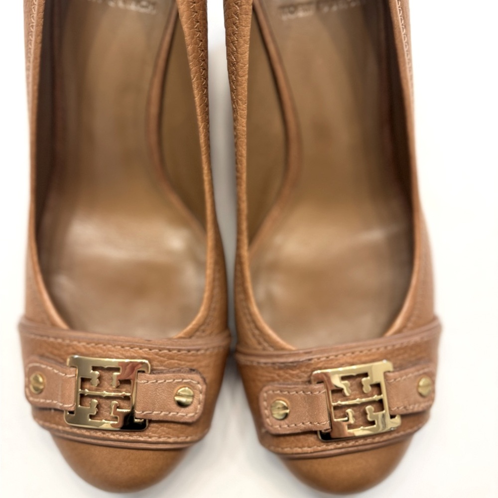 Tory Burch Brown Leather 'Ambrose' Wedge Pumps - Picture 7 of 16